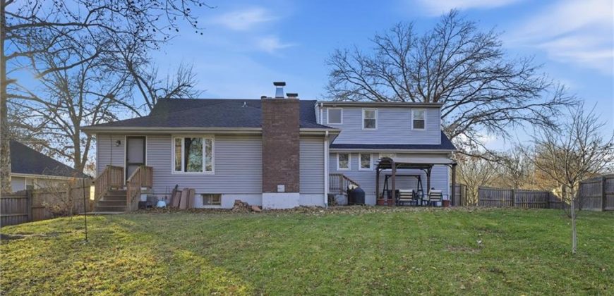 Homes for Sale in Gladstone, MO 64118 | 6757 N Garfield Avenue