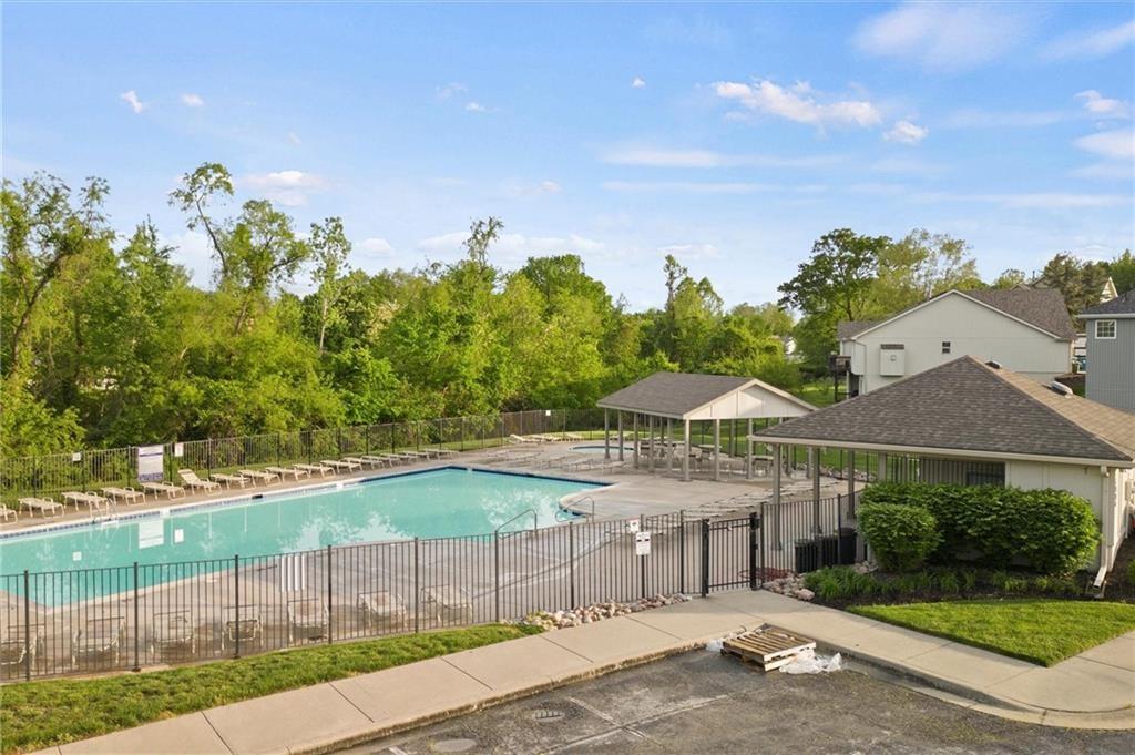 Homes for Sale in Liberty, MO 64068 | 988  Poplar Lane