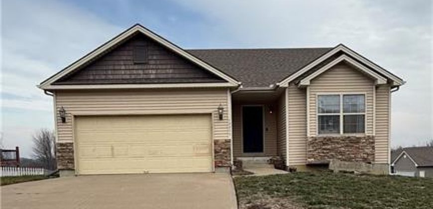 Homes for Sale in Platte City, MO 64079 | 12945 NW Hawthorne Drive