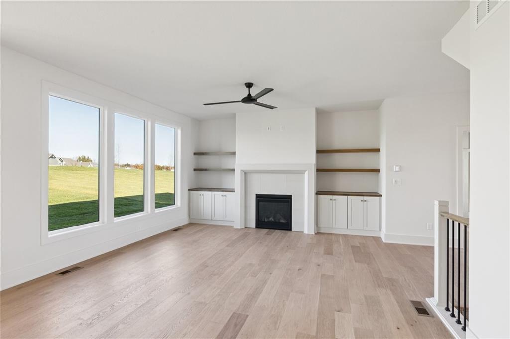 Homes for Sale in Liberty, MO 64068 | 1916  Longview Drive