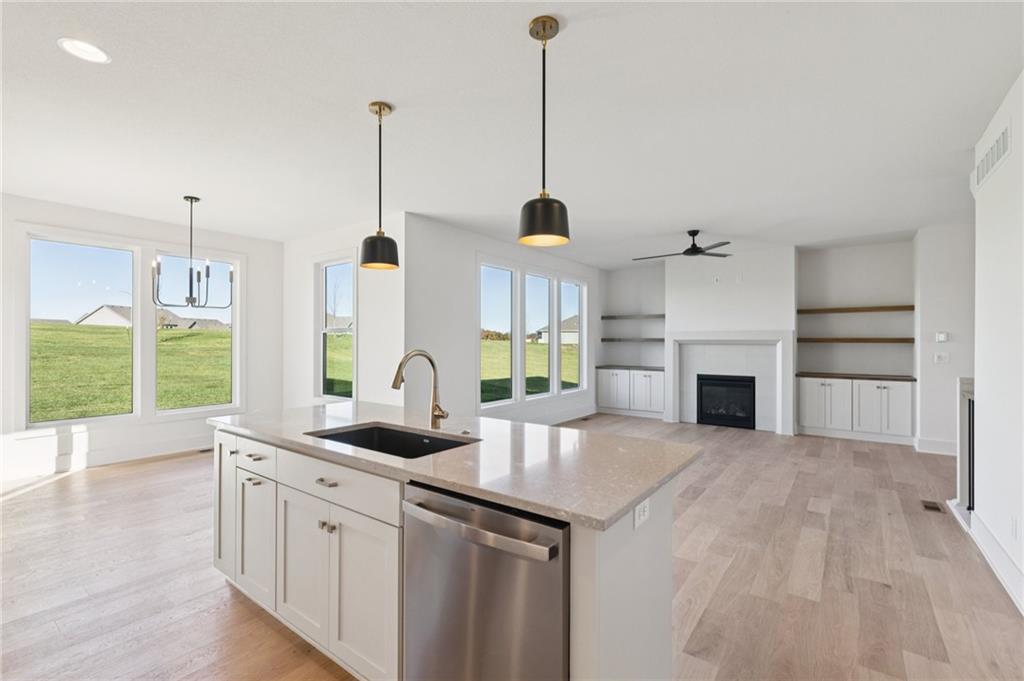 Homes for Sale in Liberty, MO 64068 | 1916  Longview Drive