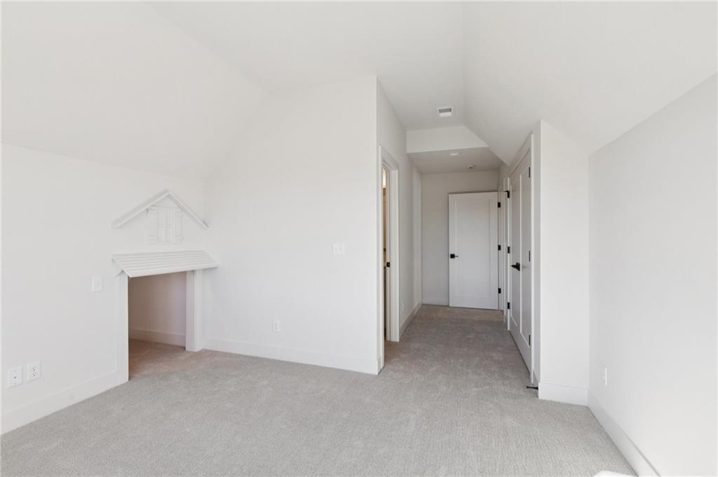 Homes for Sale in Liberty, MO 64068 | 1916  Longview Drive