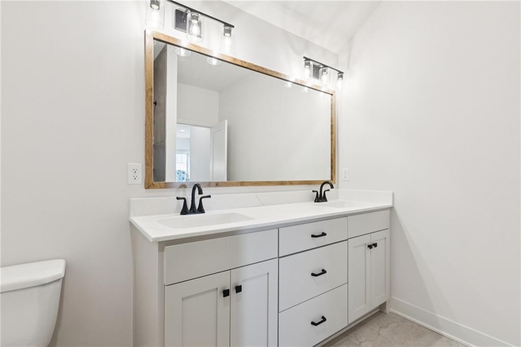 Homes for Sale in Liberty, MO 64068 | 1916  Longview Drive