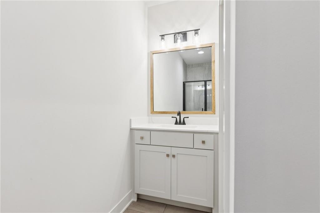 Homes for Sale in Liberty, MO 64068 | 1916  Longview Drive