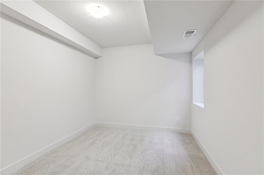 Homes for Sale in Liberty, MO 64068 | 1916  Longview Drive