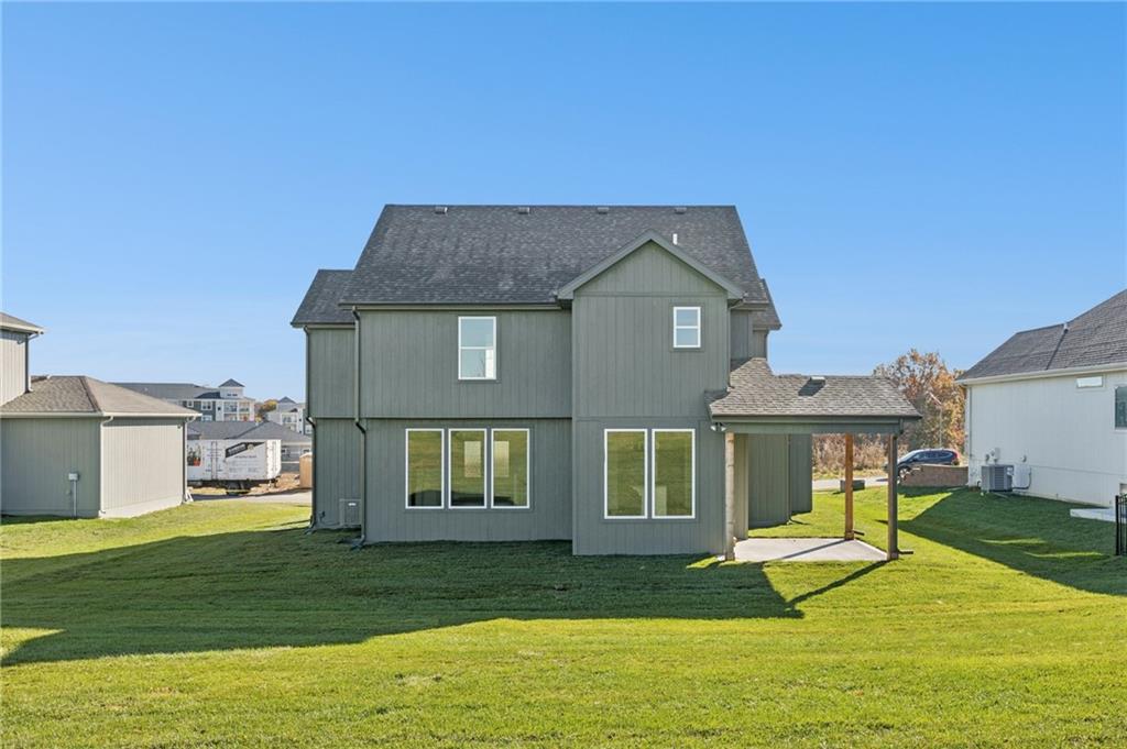 Homes for Sale in Liberty, MO 64068 | 1916  Longview Drive