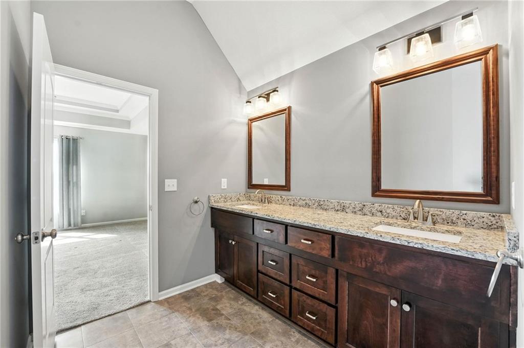 Homes for Sale in Kansas City, MO 64151 | 7611 N Adrian Avenue