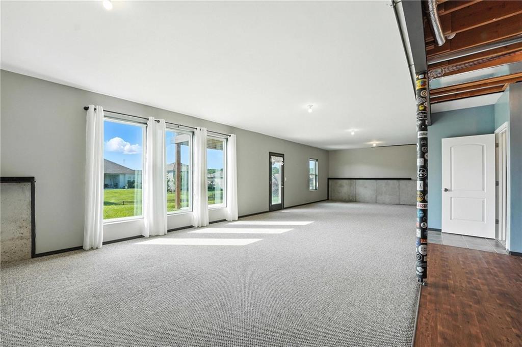 Homes for Sale in Kansas City, MO 64151 | 7611 N Adrian Avenue