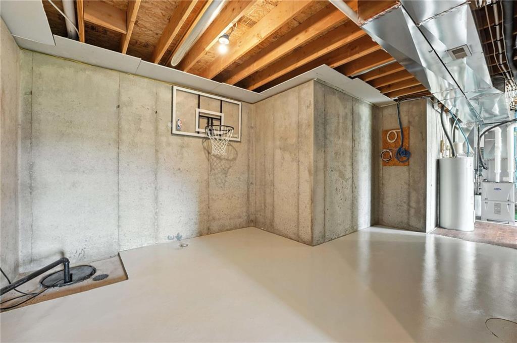 Homes for Sale in Kansas City, MO 64151 | 7611 N Adrian Avenue