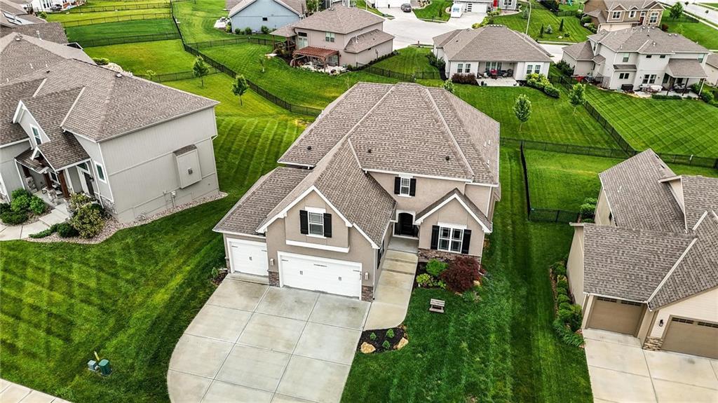 Homes for Sale in Kansas City, MO 64151 | 7611 N Adrian Avenue