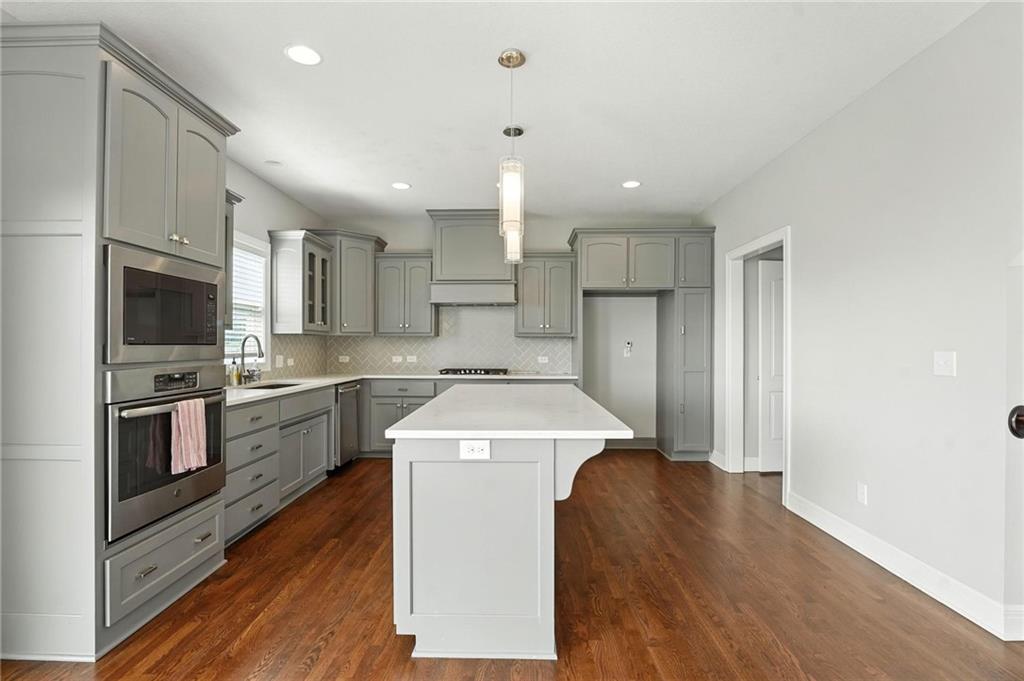 Homes for Sale in Kansas City, MO 64151 | 7611 N Adrian Avenue