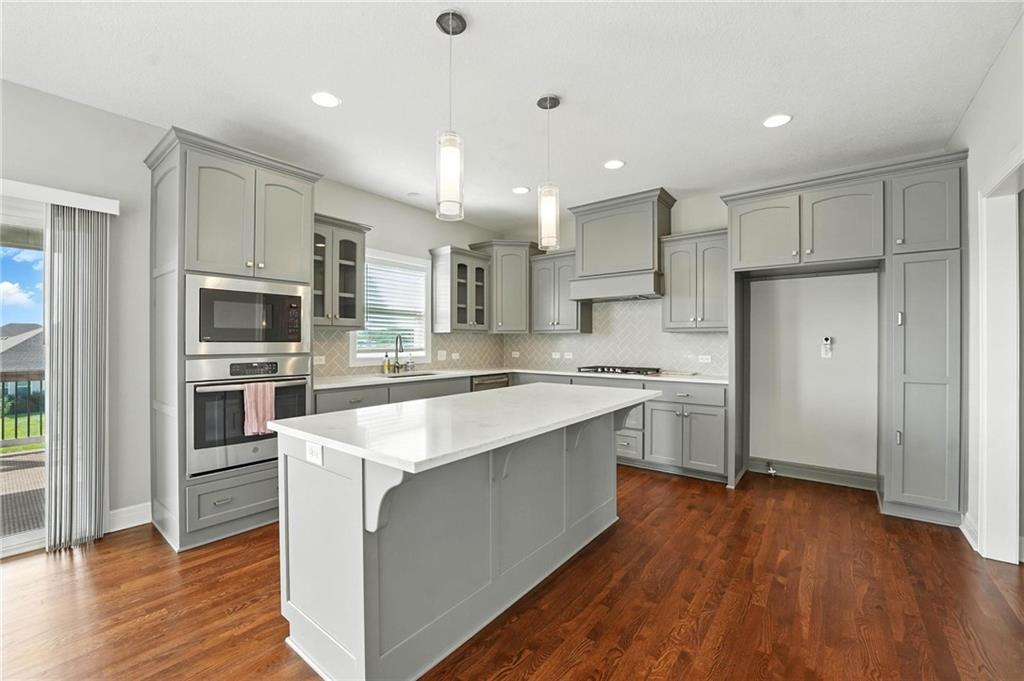 Homes for Sale in Kansas City, MO 64151 | 7611 N Adrian Avenue