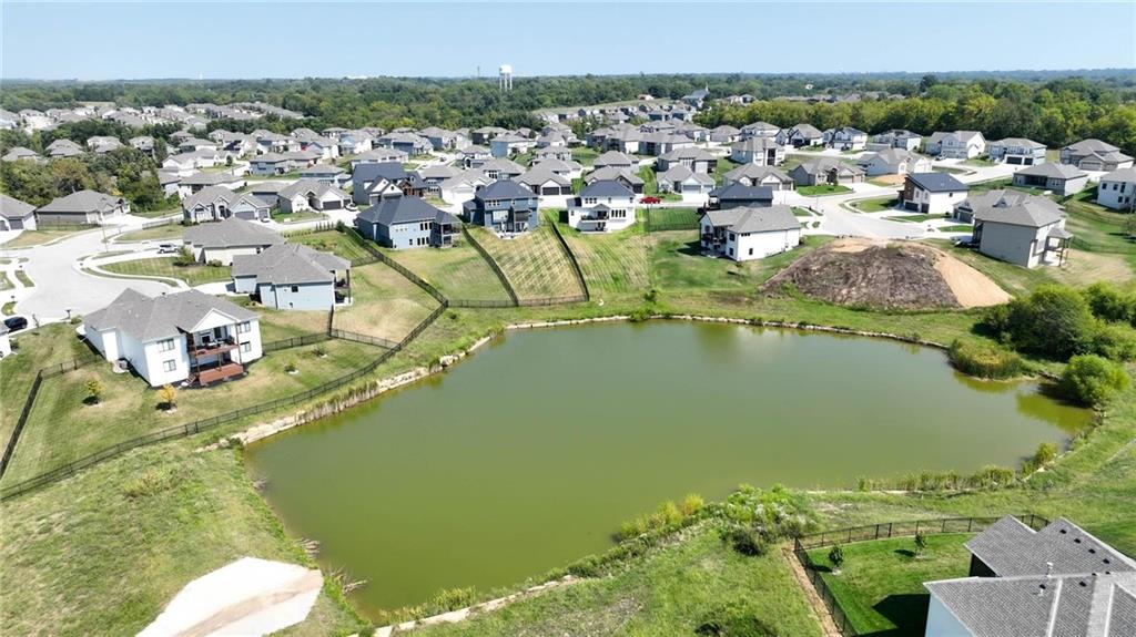 Homes for Sale in Parkville, MO 64152 | 13785 NW 71st Street