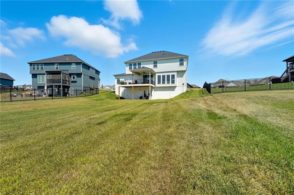 Homes for Sale in Parkville, MO 64152 | 13785 NW 71st Street