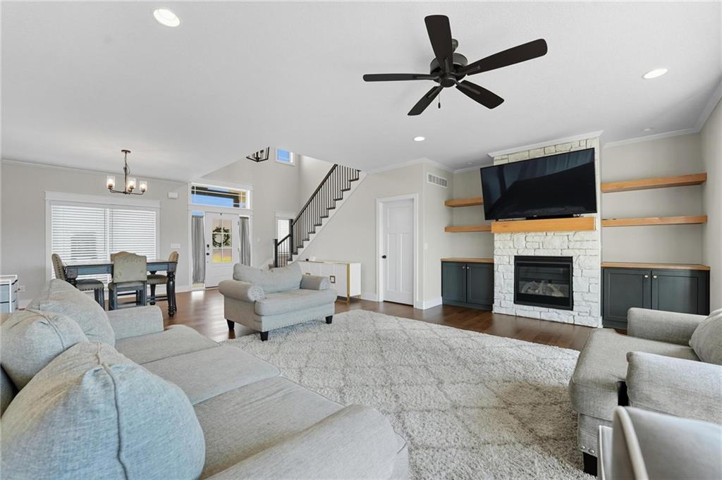 Homes for Sale in Parkville, MO 64152 | 13785 NW 71st Street