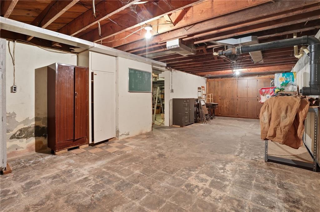 Homes for Sale in Avondale, MO 64117 | 2943 NE Walnut Road