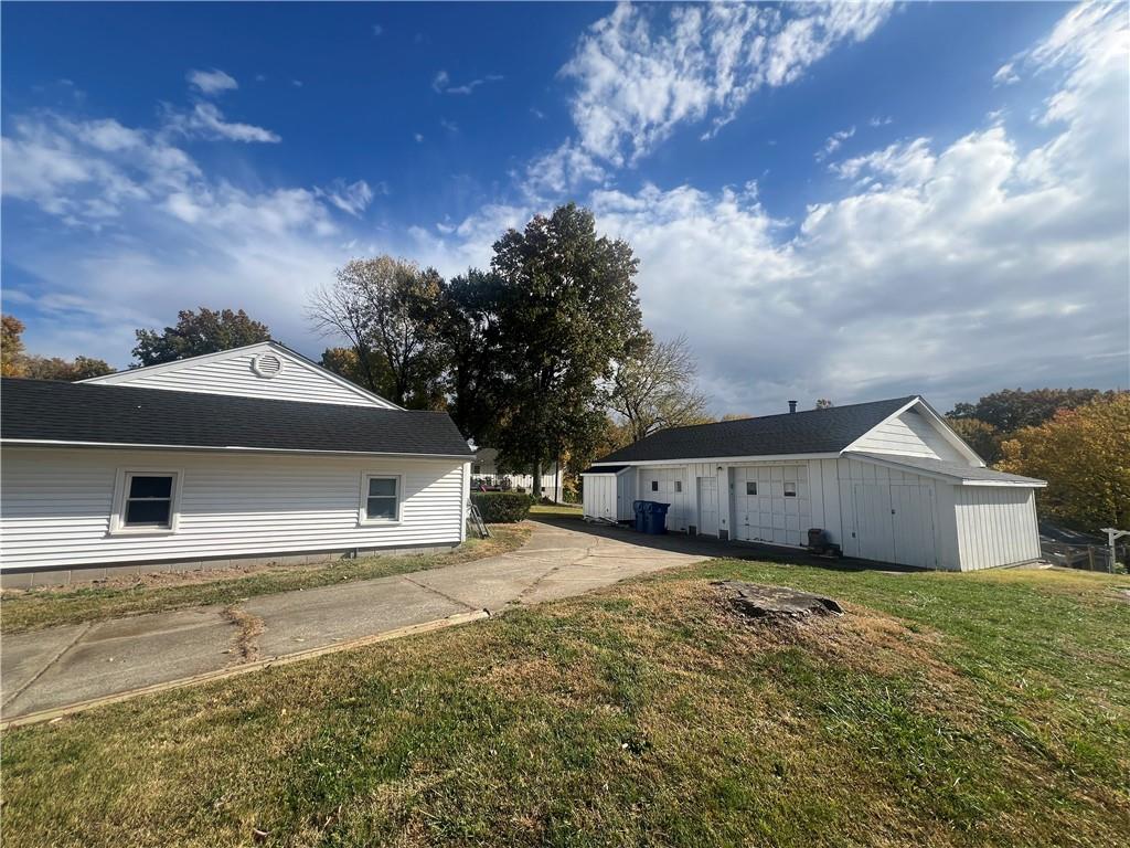 Homes for Sale in Avondale, MO 64117 | 2943 NE Walnut Road