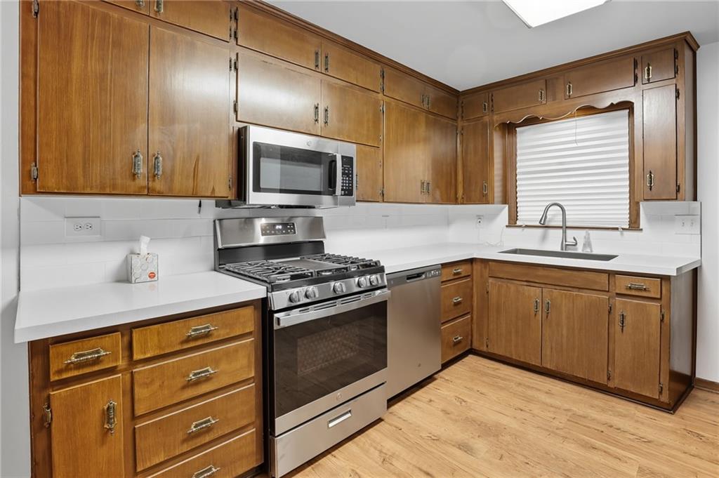 Homes for Sale in Avondale, MO 64117 | 2943 NE Walnut Road