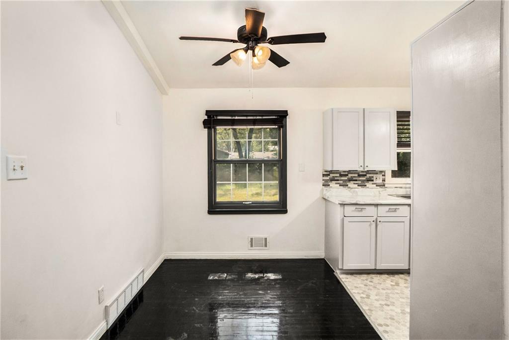 Homes for Sale in Liberty, MO 64068 | 215  Grant Street