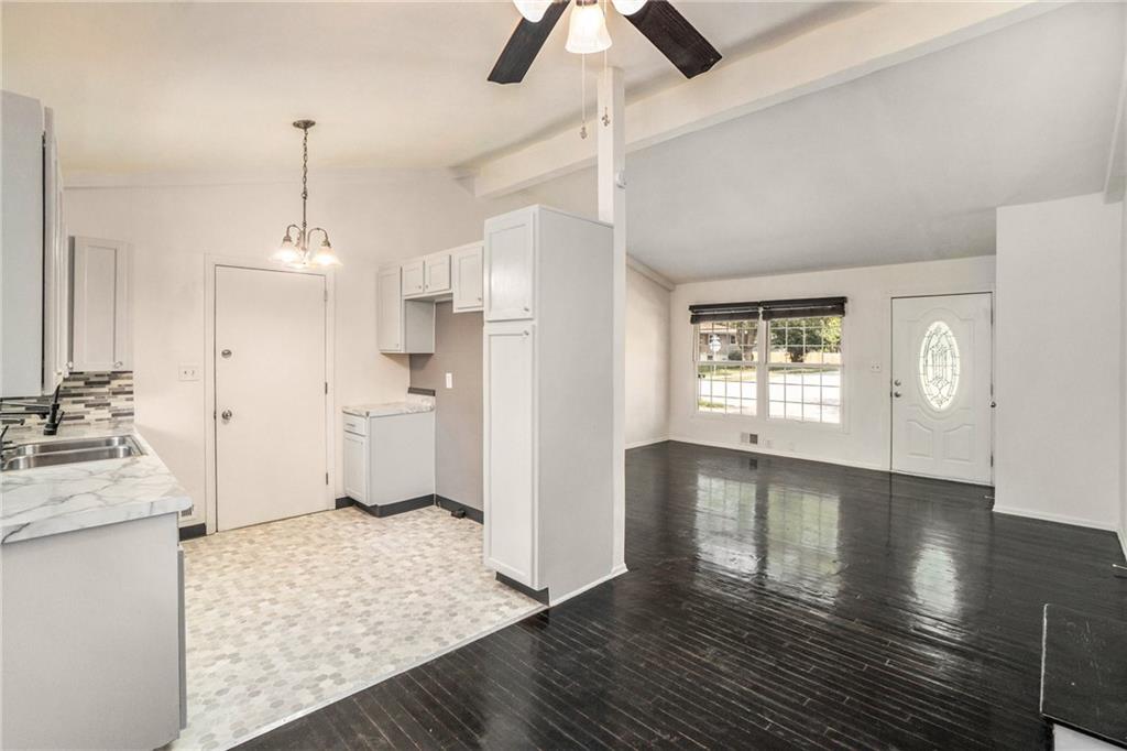 Homes for Sale in Liberty, MO 64068 | 215  Grant Street