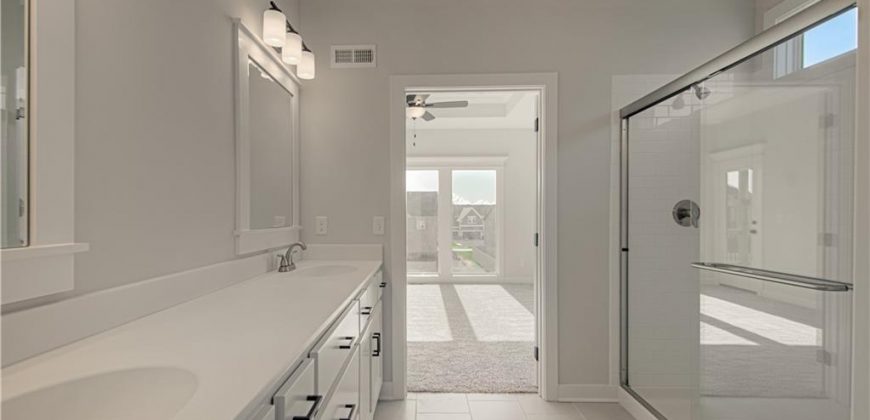 Homes for Sale in Liberty, MO 64068 | 1015  Poplar Lane