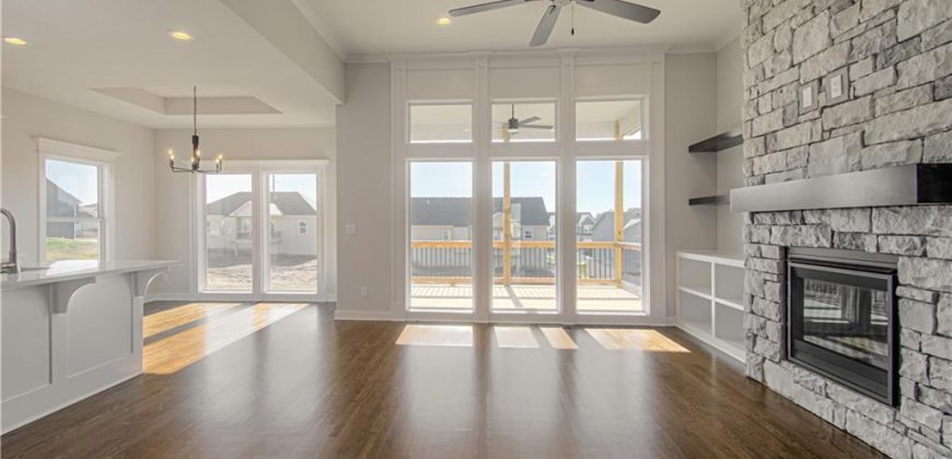 Homes for Sale in Liberty, MO 64068 | 1015  Poplar Lane