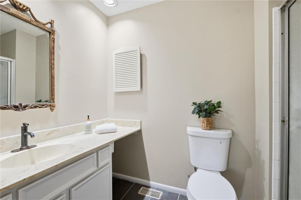 Homes for Sale in Kansas City, MO 64118 | 1032 NW 70TH Court