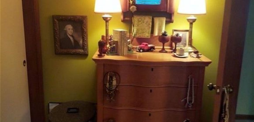 Homes for Sale in Kansas City, MO 64118 | 2101 NE 62nd Street