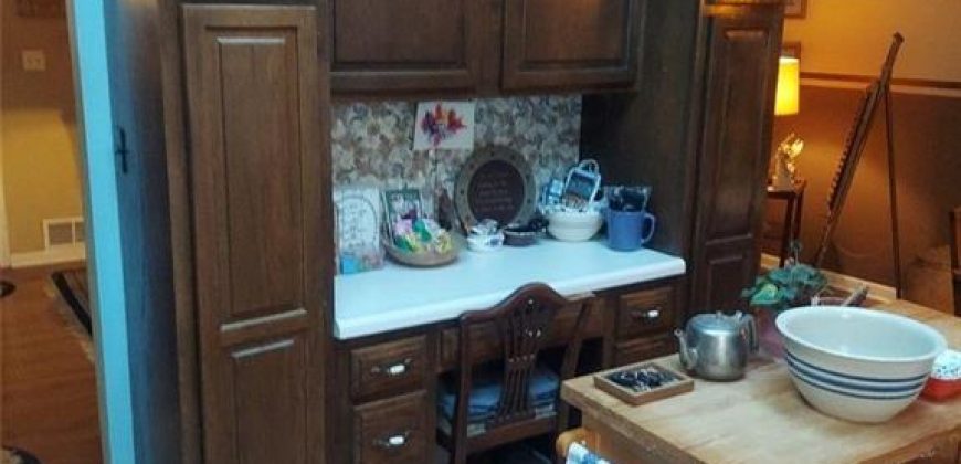 Homes for Sale in Kansas City, MO 64118 | 2101 NE 62nd Street