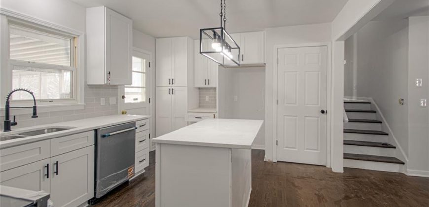 Homes for Sale in Smithville, MO 64089 | 14655  Gale Road