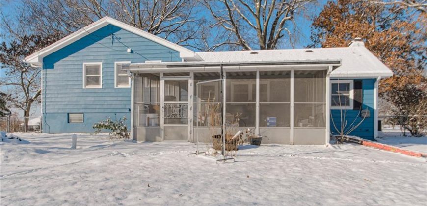 Homes for Sale in Smithville, MO 64089 | 14655  Gale Road