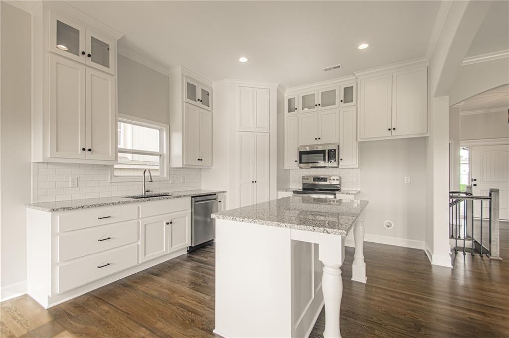 Homes for Sale in Kansas City, MO 64156 | 4806 NE 105th Street