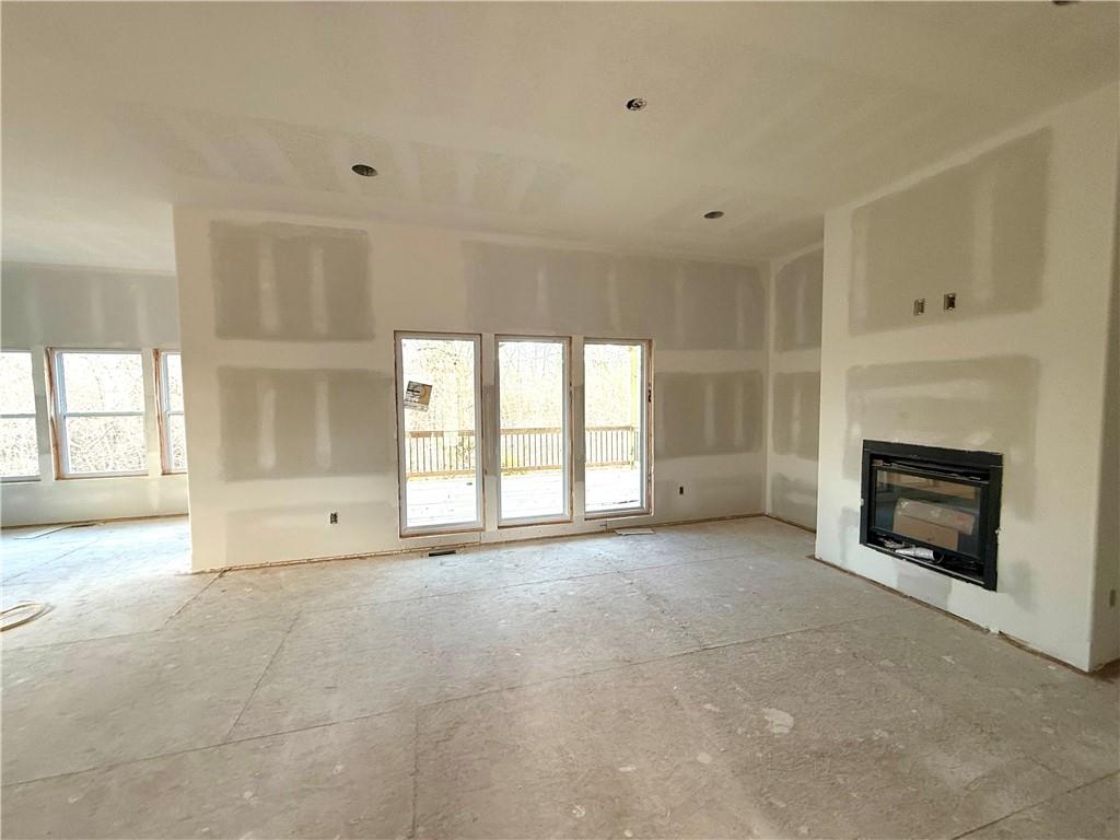 Homes for Sale in Kansas City, MO 64156 | 4806 NE 105th Street