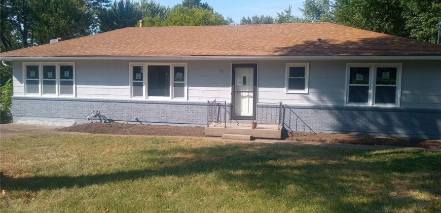 Homes for Sale in Gladstone, MO 64118 | 502 NE 74th Street