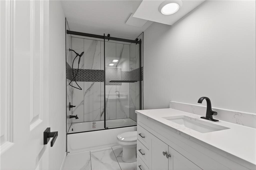 Homes for Sale in Kansas City, MO 64155 | 8528 N Virginia Avenue