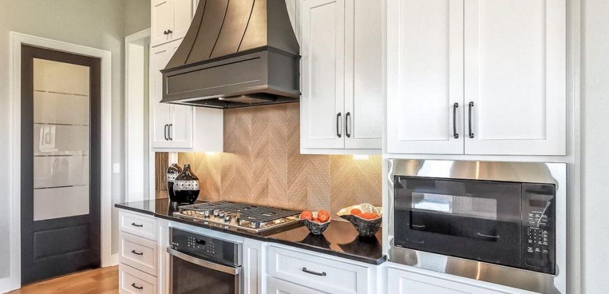 Homes for Sale in Kansas City, MO 64155 | 2908 NE 102nd Street