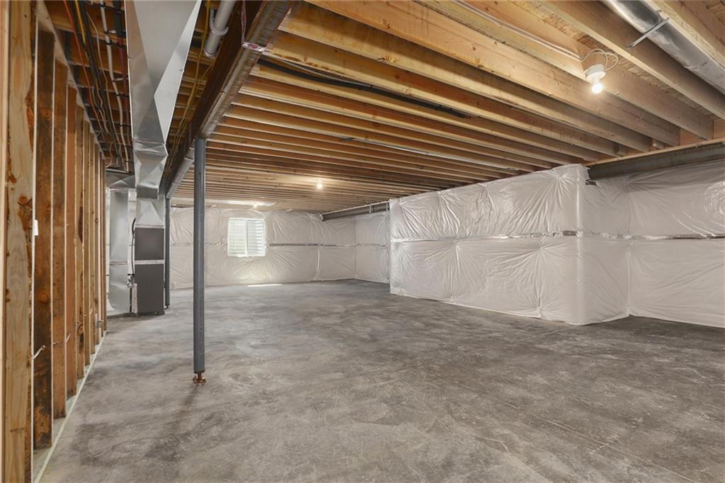 Homes for Sale in Kansas City, MO 64157 | 11420 N Auburndale Circle