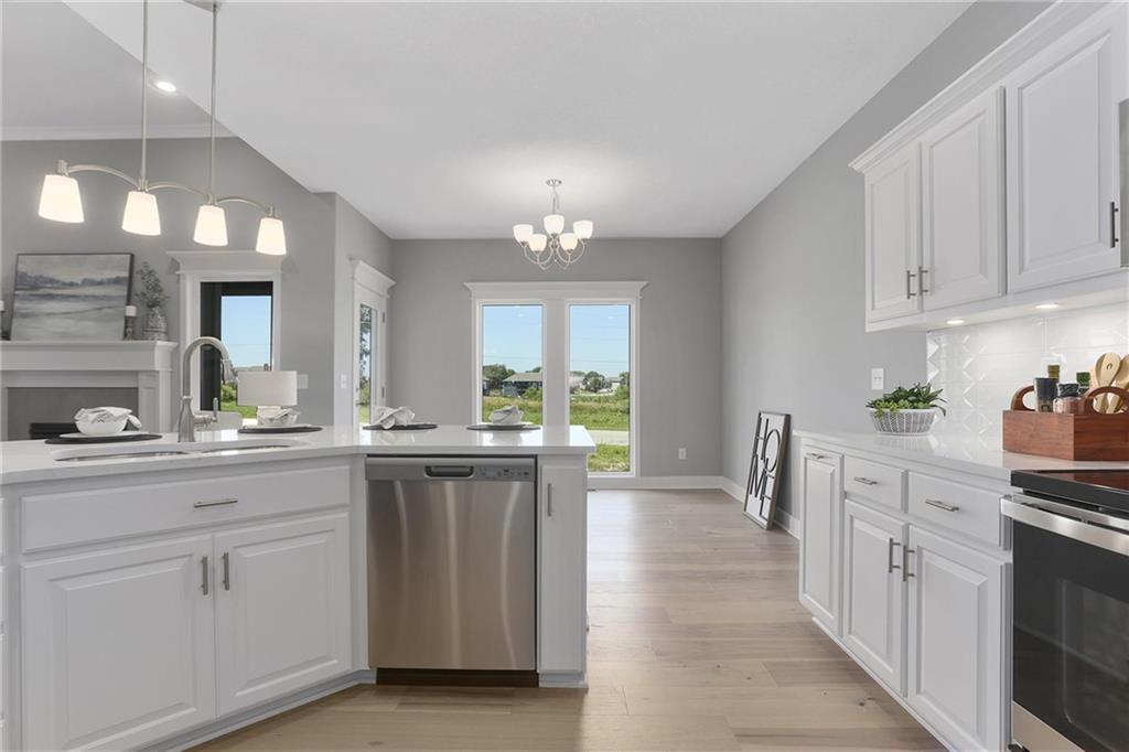 Homes for Sale in Kansas City, MO 64157 | 11420 N Auburndale Circle