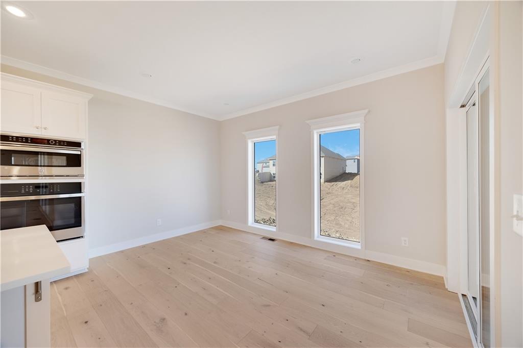 Homes for Sale in Kansas City, MO 64156 | 7004 NE 102nd Court