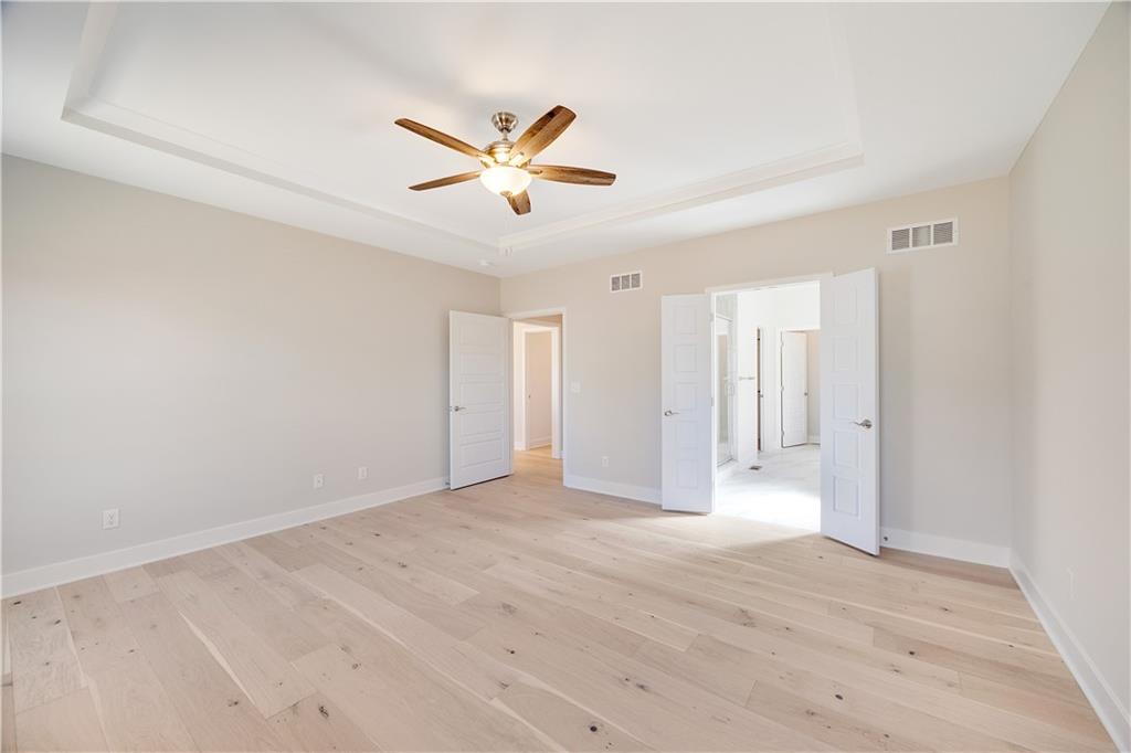 Homes for Sale in Kansas City, MO 64156 | 7004 NE 102nd Court