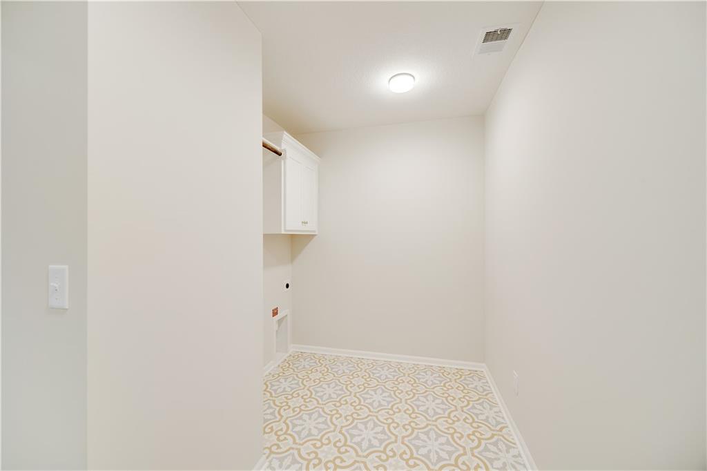 Homes for Sale in Kansas City, MO 64156 | 7004 NE 102nd Court