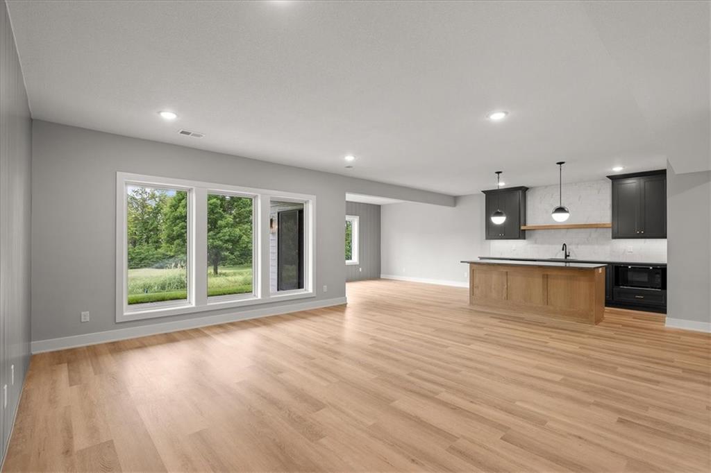 Homes for Sale in Kansas City, MO 64157 | 8732 N Lewis Avenue