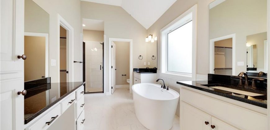 Homes for Sale in Kansas City, MO 64156 | 7012 NE 102nd Court