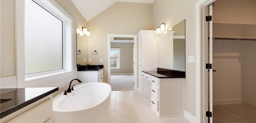 Homes for Sale in Kansas City, MO 64156 | 7012 NE 102nd Court