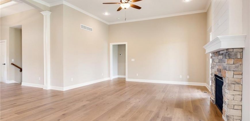 Homes for Sale in Kansas City, MO 64156 | 7012 NE 102nd Court