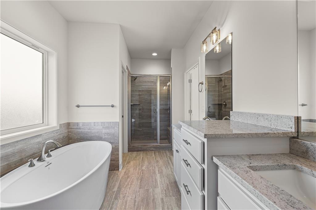 Homes for Sale in Kansas City, MO 64156 | 7009 NE 102nd Court