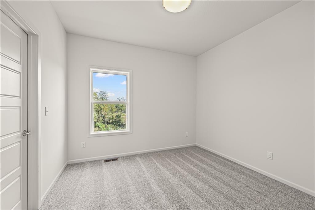 Homes for Sale in Kansas City, MO 64156 | 7009 NE 102nd Court