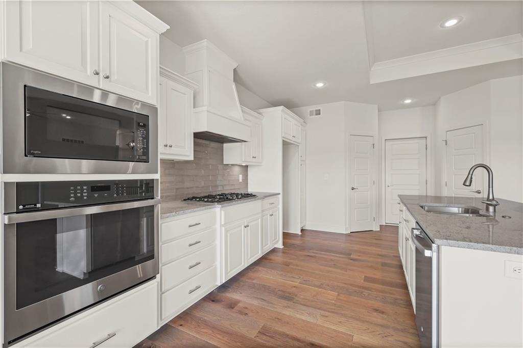 Homes for Sale in Kansas City, MO 64156 | 7009 NE 102nd Court