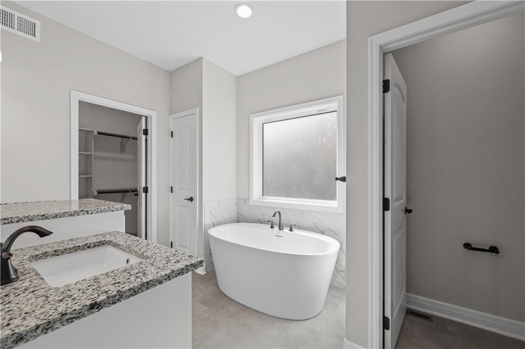 Homes for Sale in Kansas City, MO 64156 | 10216 N Winchester Avenue