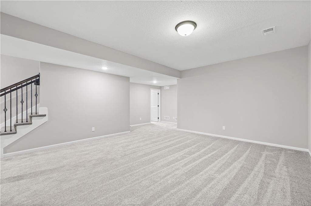 Homes for Sale in Kansas City, MO 64156 | 10216 N Winchester Avenue